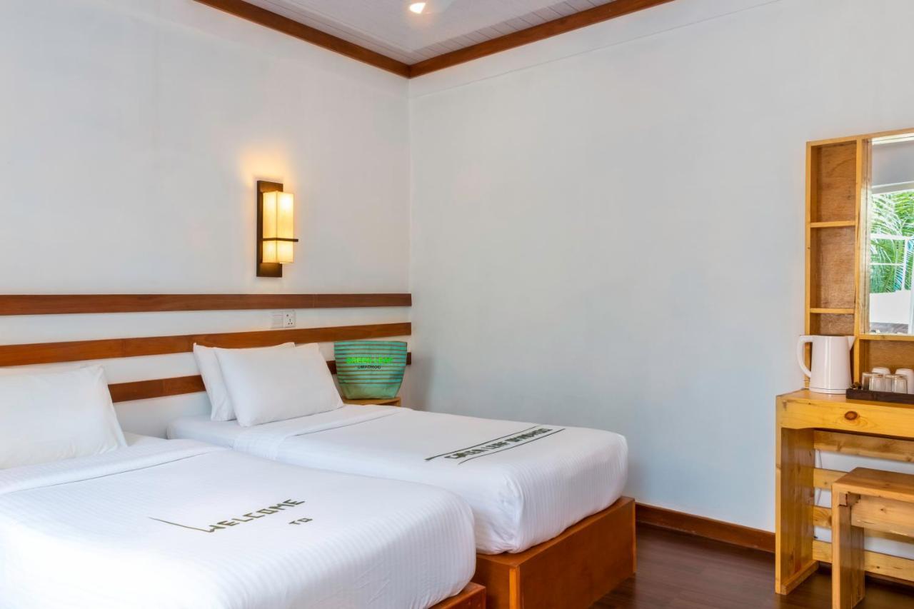 Green Leaf Guest House - Omadhoo Екстер'єр фото