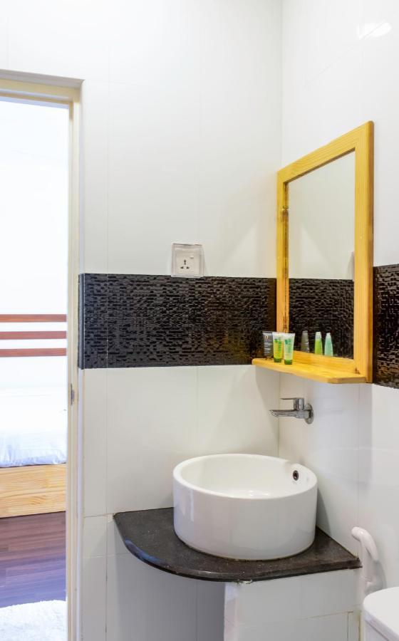 Green Leaf Guest House - Omadhoo Екстер'єр фото