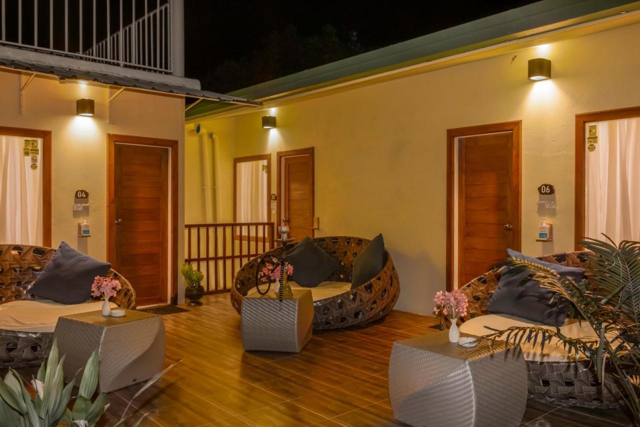 Green Leaf Guest House - Omadhoo Екстер'єр фото